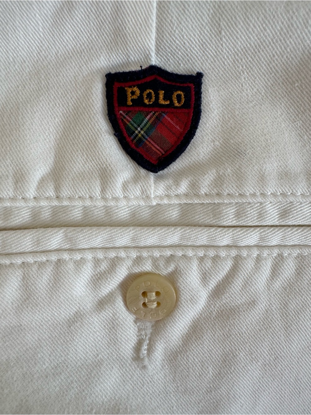 Vintage POLO GOLF Ralph Lauren White Chino 7” Shorts Shield Logo Pleated Mens 34